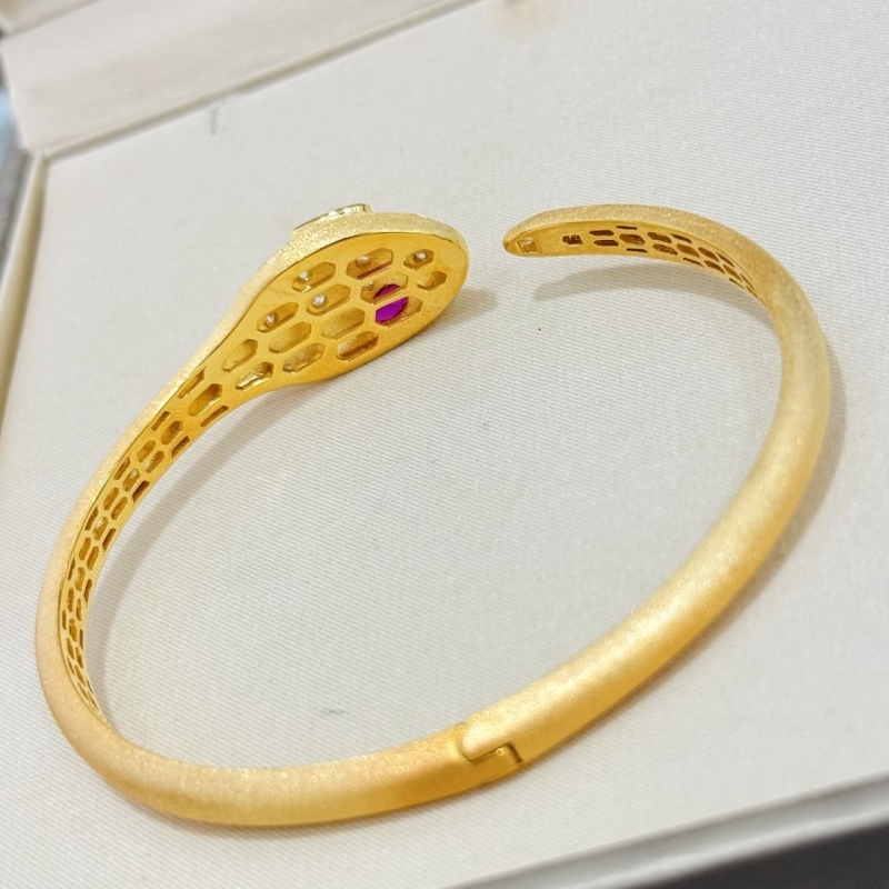 Bv1g*ai bracelets